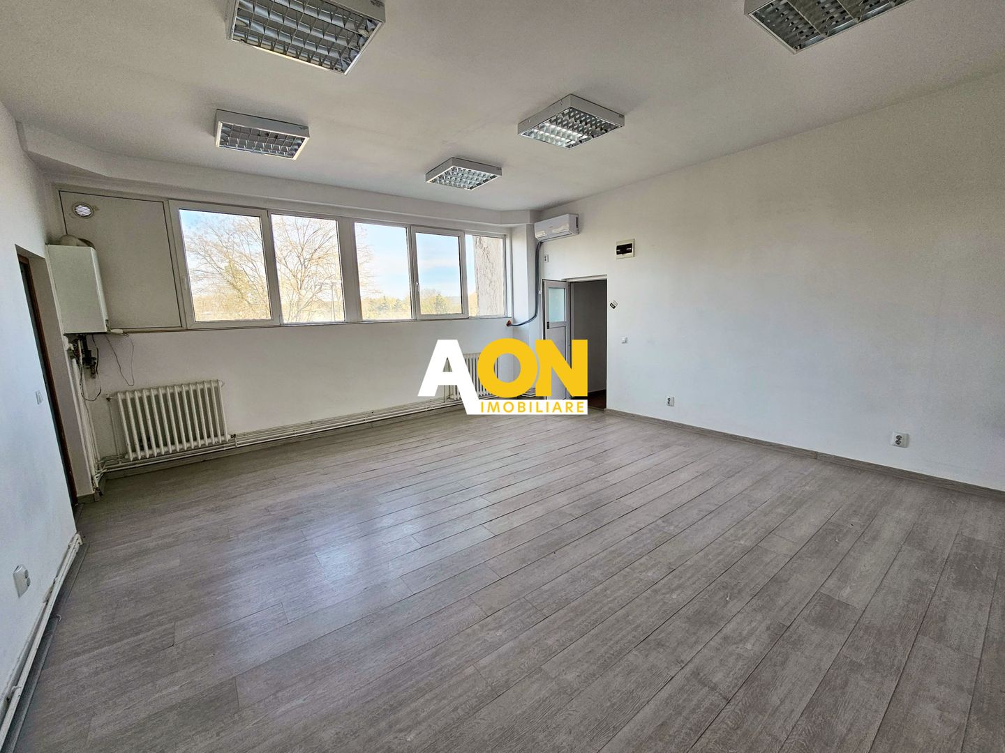 Spatiu de birouri, 5 incaperi, langa Parcul Unirii - Poză 2