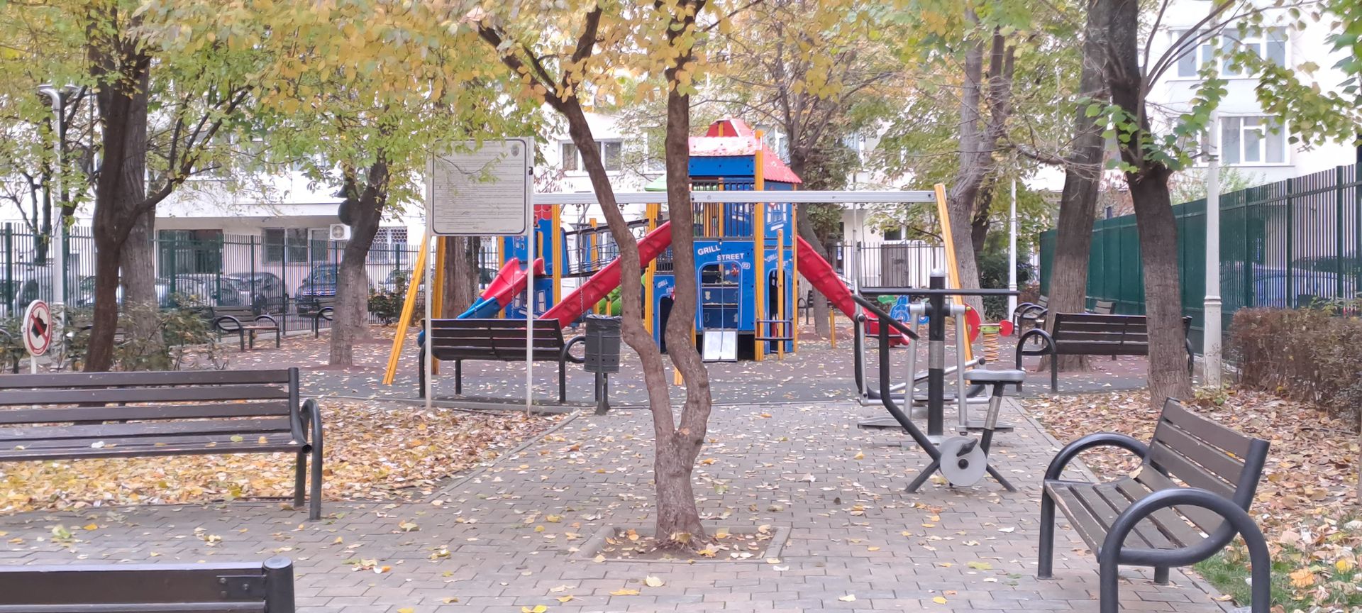 Apartament 3 camere Pantelimon, bloc reabilitat, statii stb si metrou - Poză 2