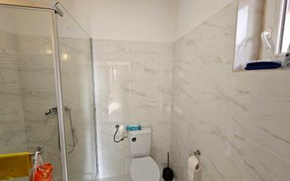 Casă 4 camere, renovată, mobilată, utilată, 410 mp teren, zona Centru - Poză 11