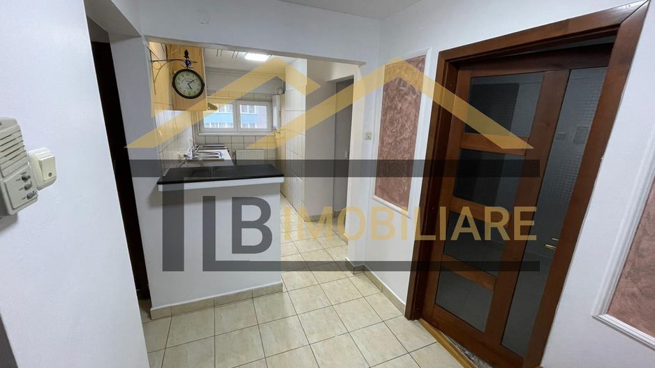 Apartament de 3 camere, 70mp, Zona Central - Poză 9