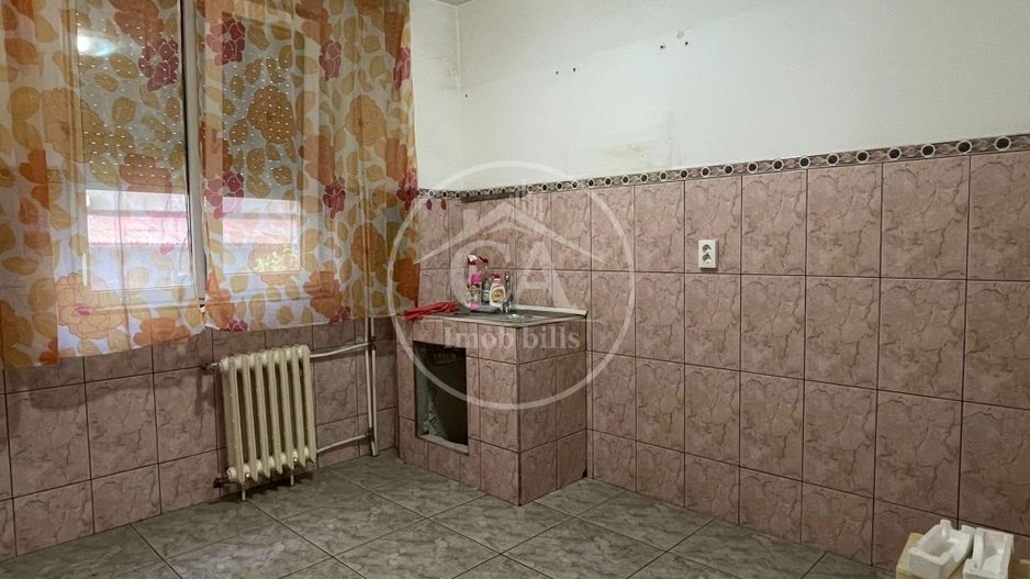 Apartament de vânzare cu 3 camere în zona Nufarul, Oradea - Poză 8