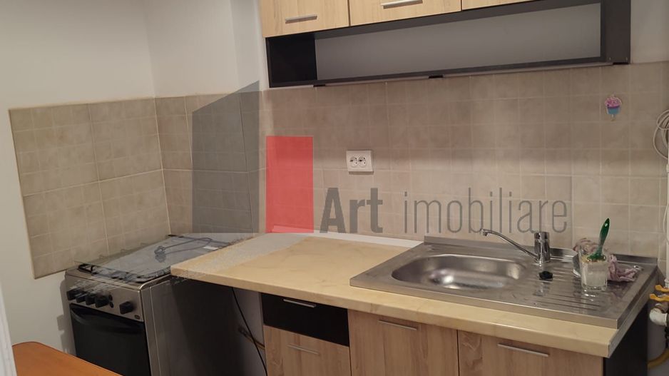 Apartamentul "MERKE" , et. 2 in vila, CENTRALA PROPRIE - Poză 6