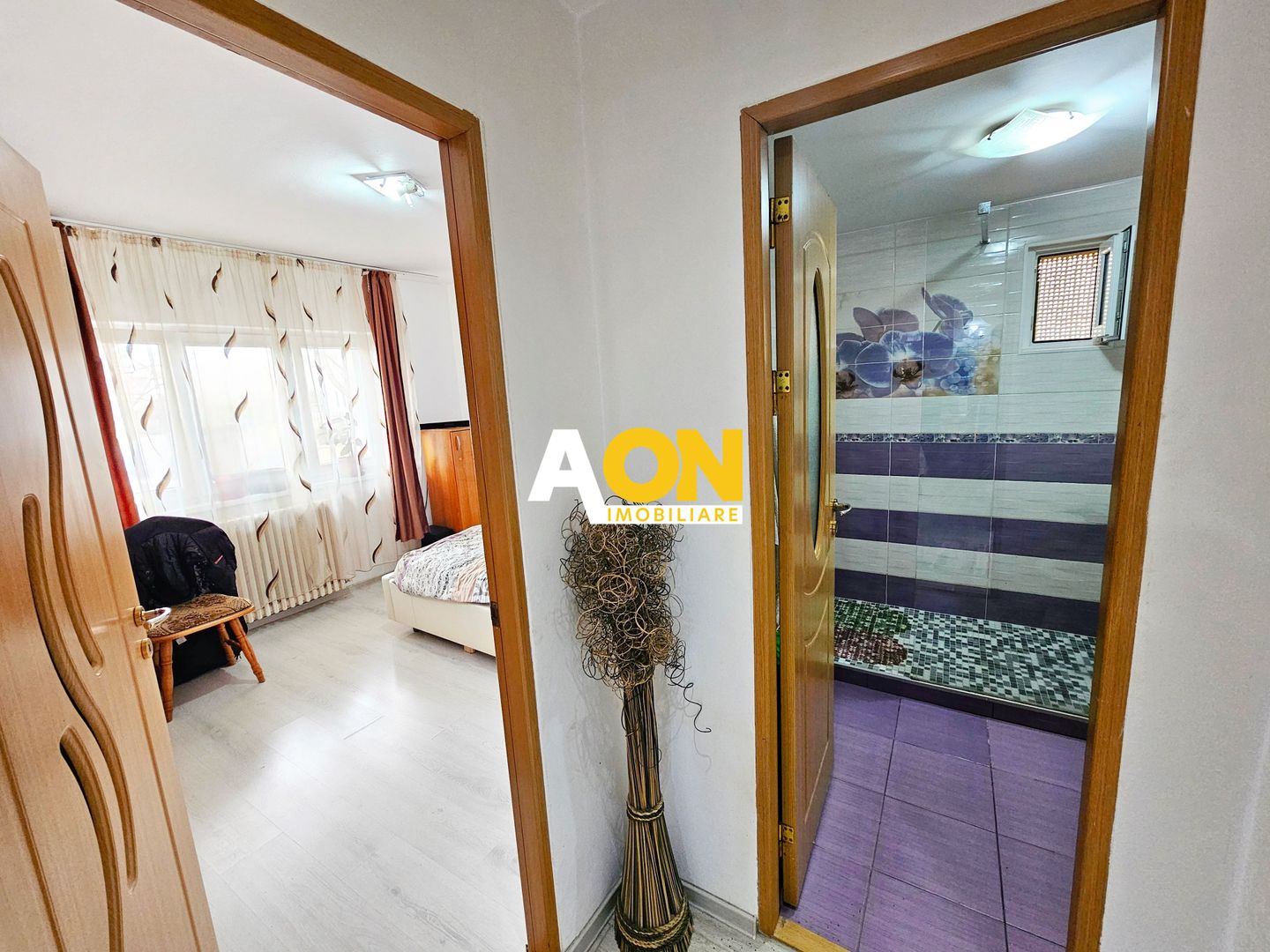 Apartament 2 camere, mobilat, utilat, 51 mp utili+boxa, zona Kaufland - Poză 3