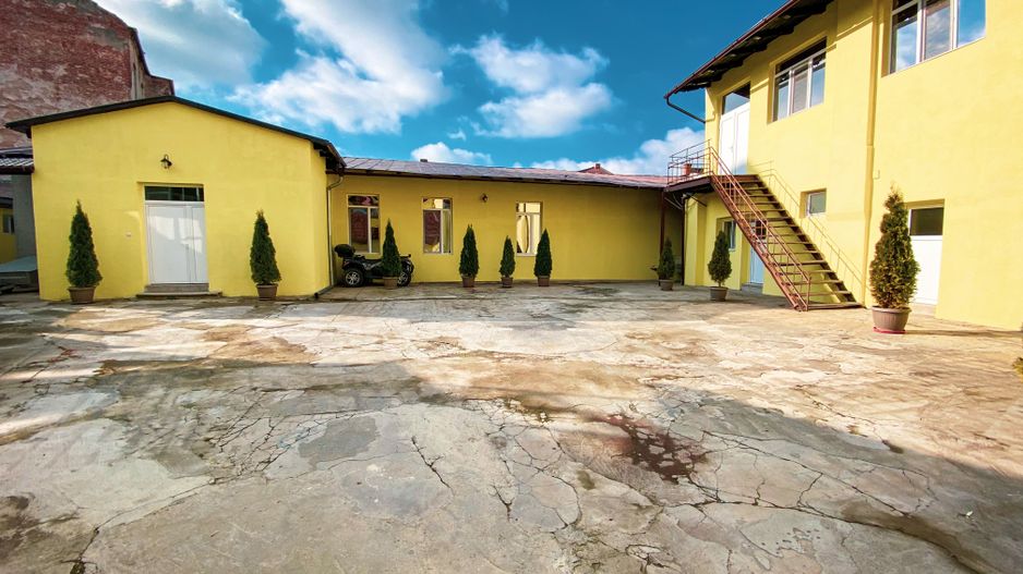 Cladire cu multiple spatii comerciale | P-ta Maria - Sinaia | 1425 MP - Poză 7