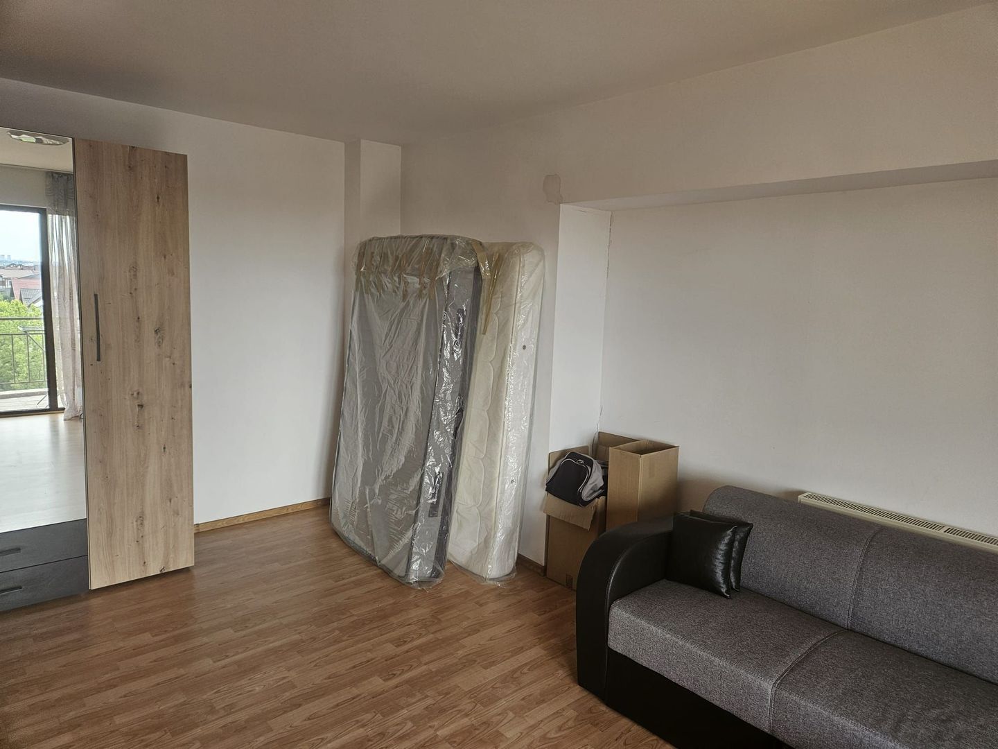 Apartament de Vânzare în Trivale - Zona Capitol - Poză 4