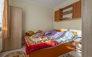 Casă / Vilă cu 6 camere de vânzare în zona Sagului - Poză 7