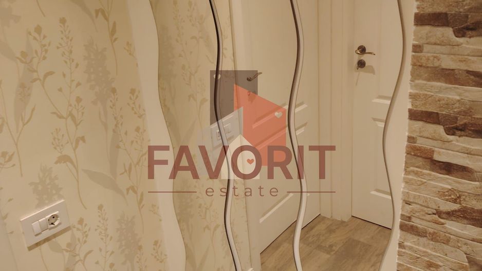 1 camera | etaj 1 | mobilat si utilat | zona excelenta | - Poză 6