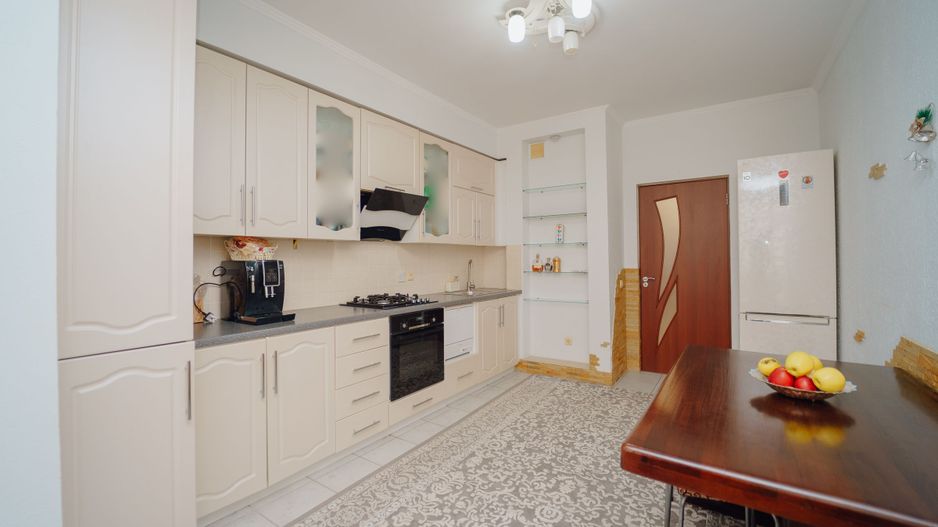 Apartament cu 3 camere I Buiucani I Alba Iulia - Poză 3
