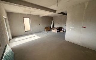 Duplex 5 camere despartit prin garaj | Giroc - Poză 6