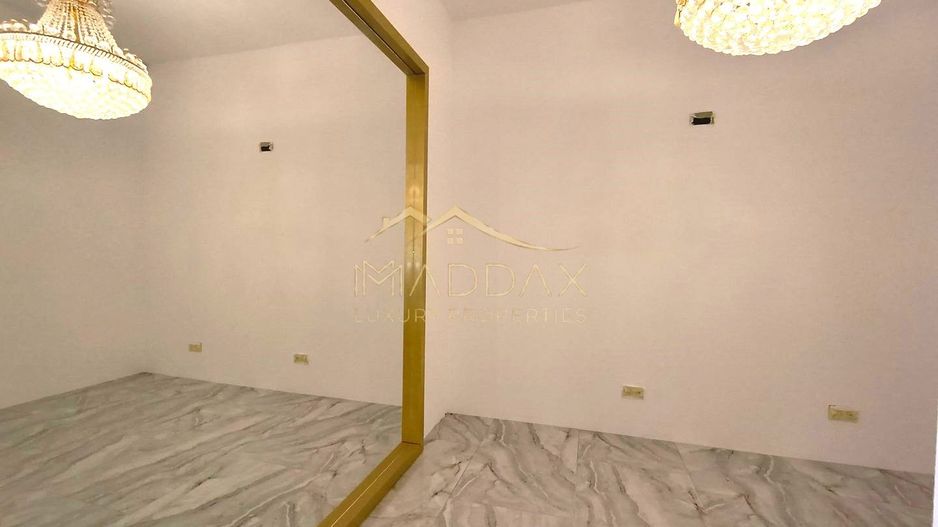 Spatiu comercial zona emblematica // 42mp // Calea Victoriei // Hotel Berthlot - Poză 2