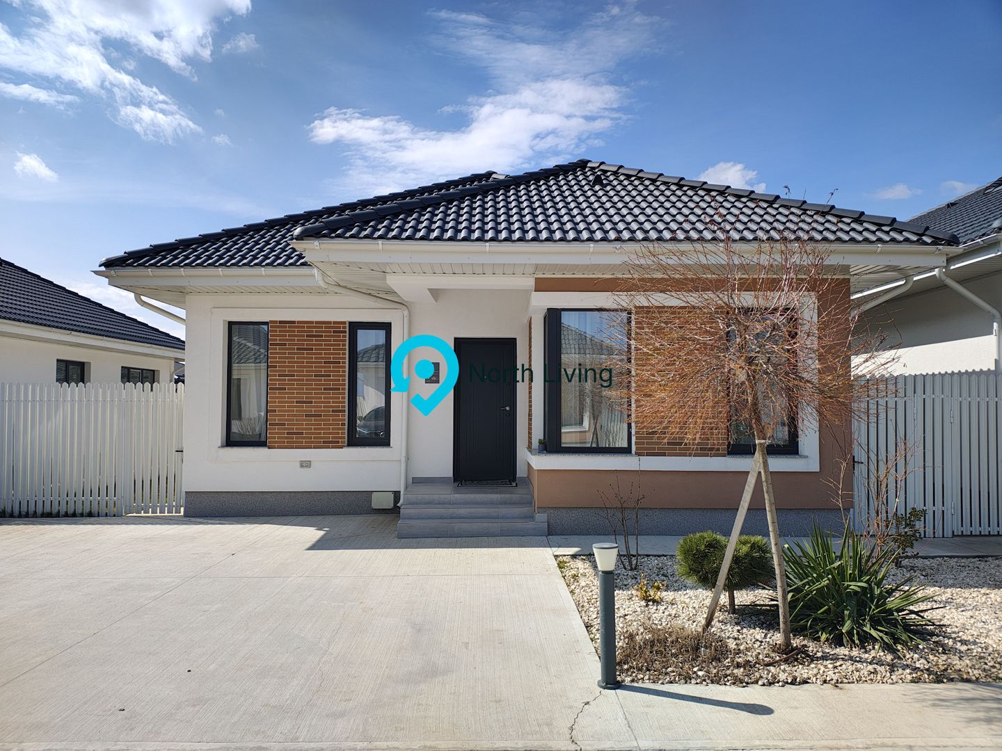 Vila 4 camere | Ansamblu Nou zona Tunari - Poză 1