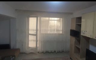 De inchiriat apartament 2 camere, parter/10, micro 20 , 1750 lei - Poză 1