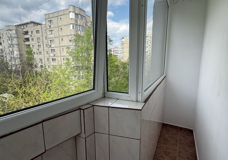 APARTAMENT MOBILAT  CENTRALA PROPRIE ZONA 13 SEPTEMBRIE - Poză 8