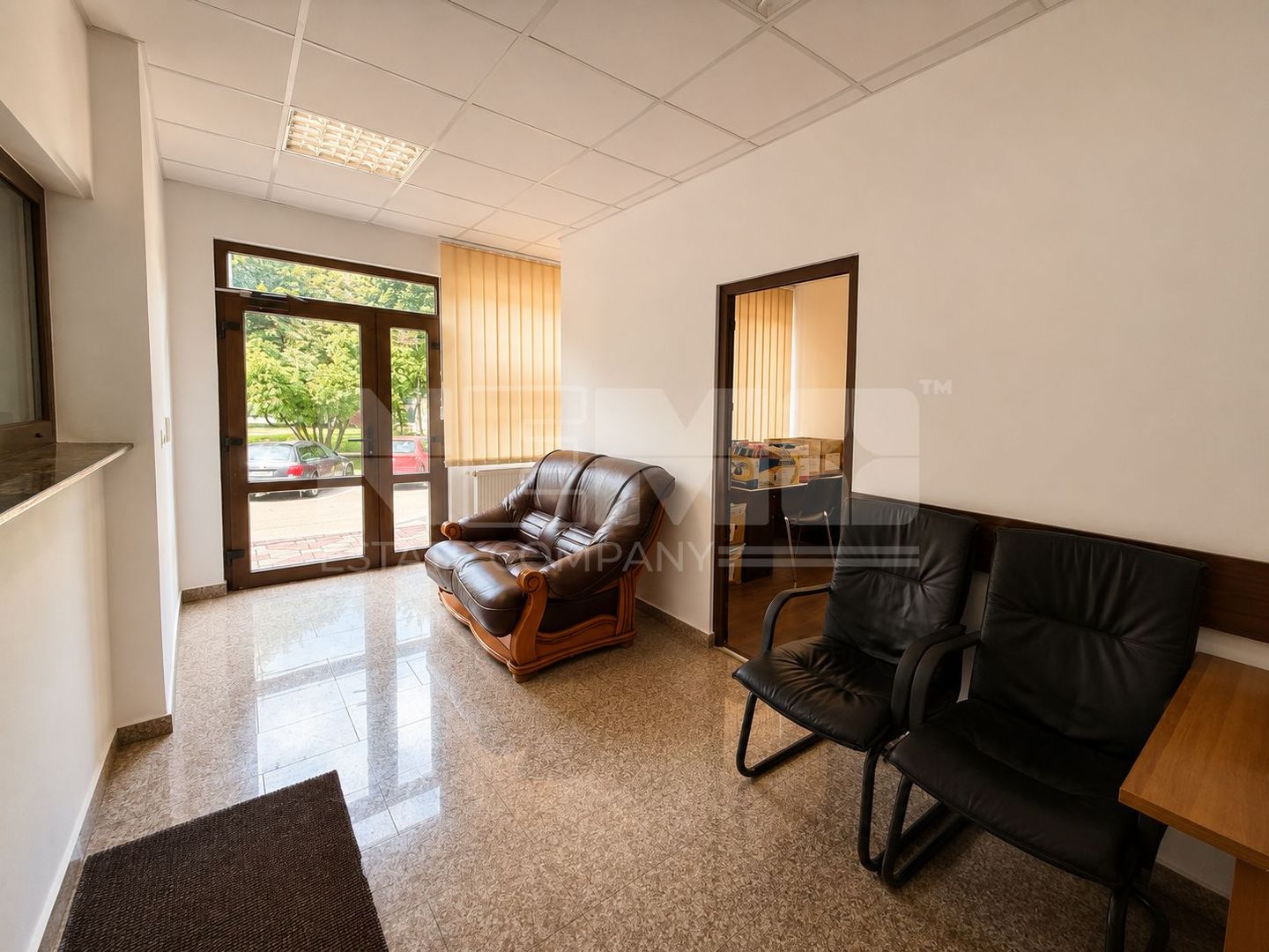 Spațiu birouri de închiriat | Ultracentral | 700 €/lună - Poză 2