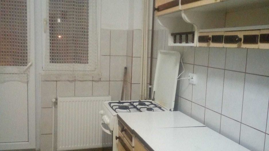 🏡 Apartament 2 camere cu 2 balcoane, etaj 2, Bd. Siderurgiștilor - Poză 6