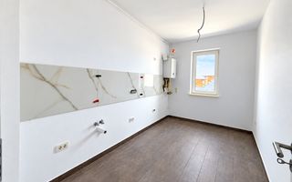 Apartament nou cu bucatarie inchisa. Clima. Langa magazin si transport in comun. - Poză 4