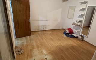 Apartament 3 camere bloc reabilitat metrou Raul Doamnei - Poză 4