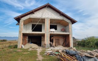 Casa la rosu,2100 mp teren,zona Micesti - Poză 2