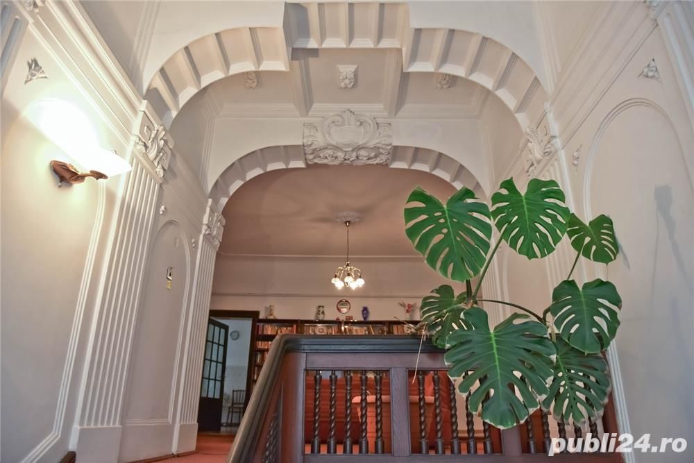 Proprietar vand apartament 6 camere in vila Cotroceni - Poză 1