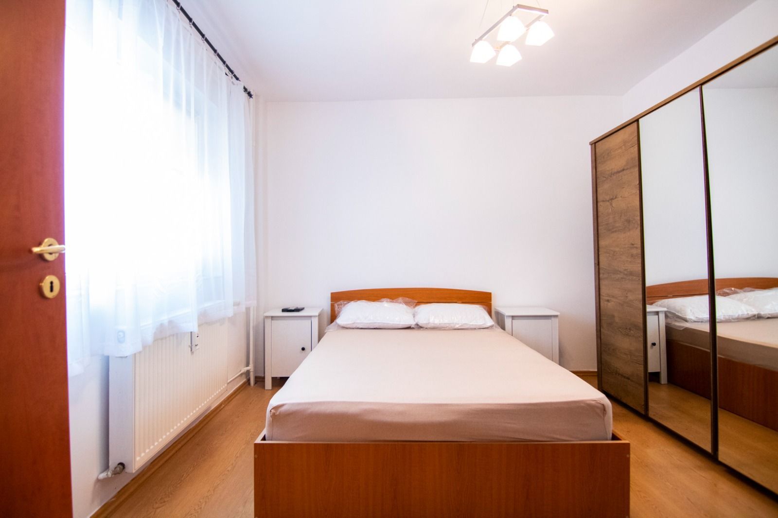 DE Inchirat 2 Camere, Mobilat si Utilat, Loc parcare, Drumul Taberei - Poză 6