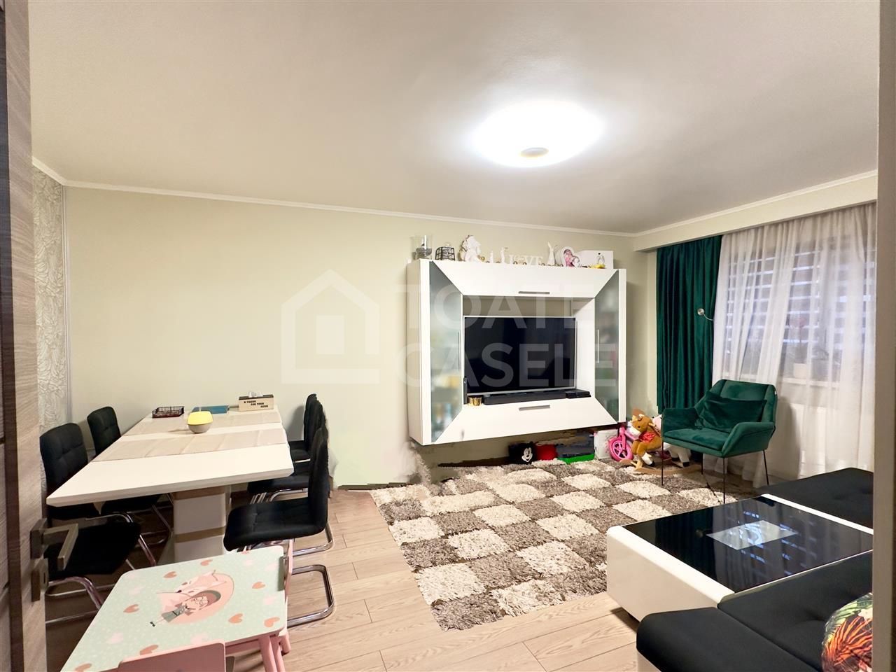 Apartament cu 2 camere, mobilat, utilat, zona Iulius Mall - Poză 2