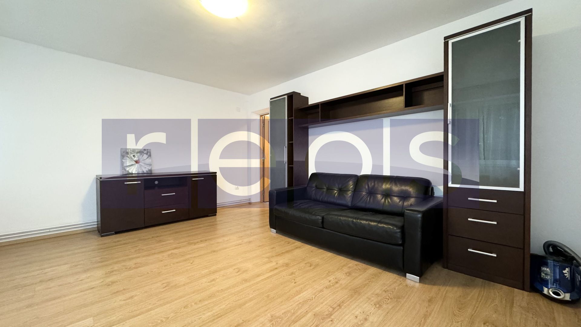 VANZARE CASA SPATIOASA SI LUMINOASA | ZONA CRANGASI / GIULESTI | TEREN 300 MP - Poză 2