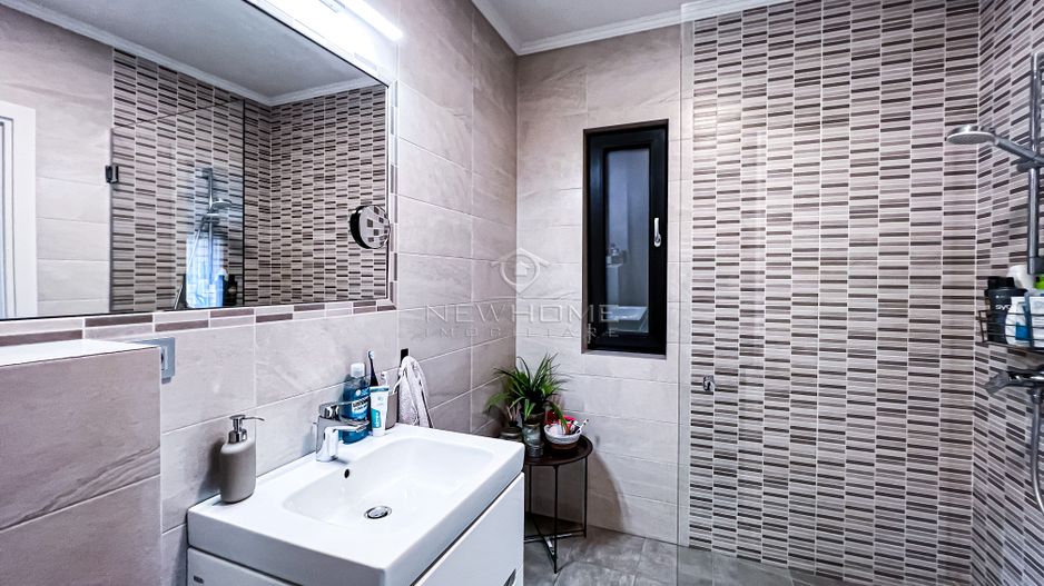 Apartament 2 camere 66 mp, zona Central - Poză 13