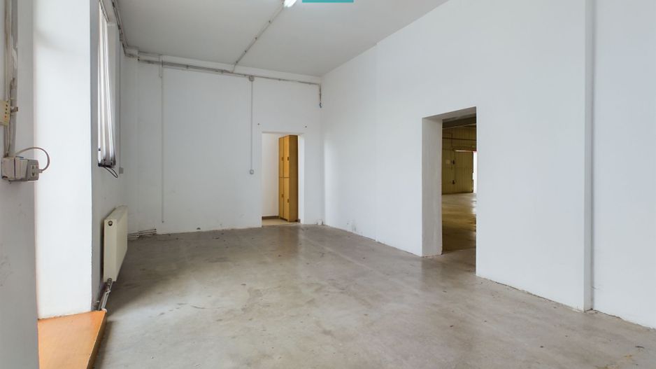 Hală suprafața de 529mp în Arad - Poză 3