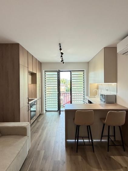 De inchiriat apartament 2 camere nou, central, Universitate, 600 Euro - Poză 1