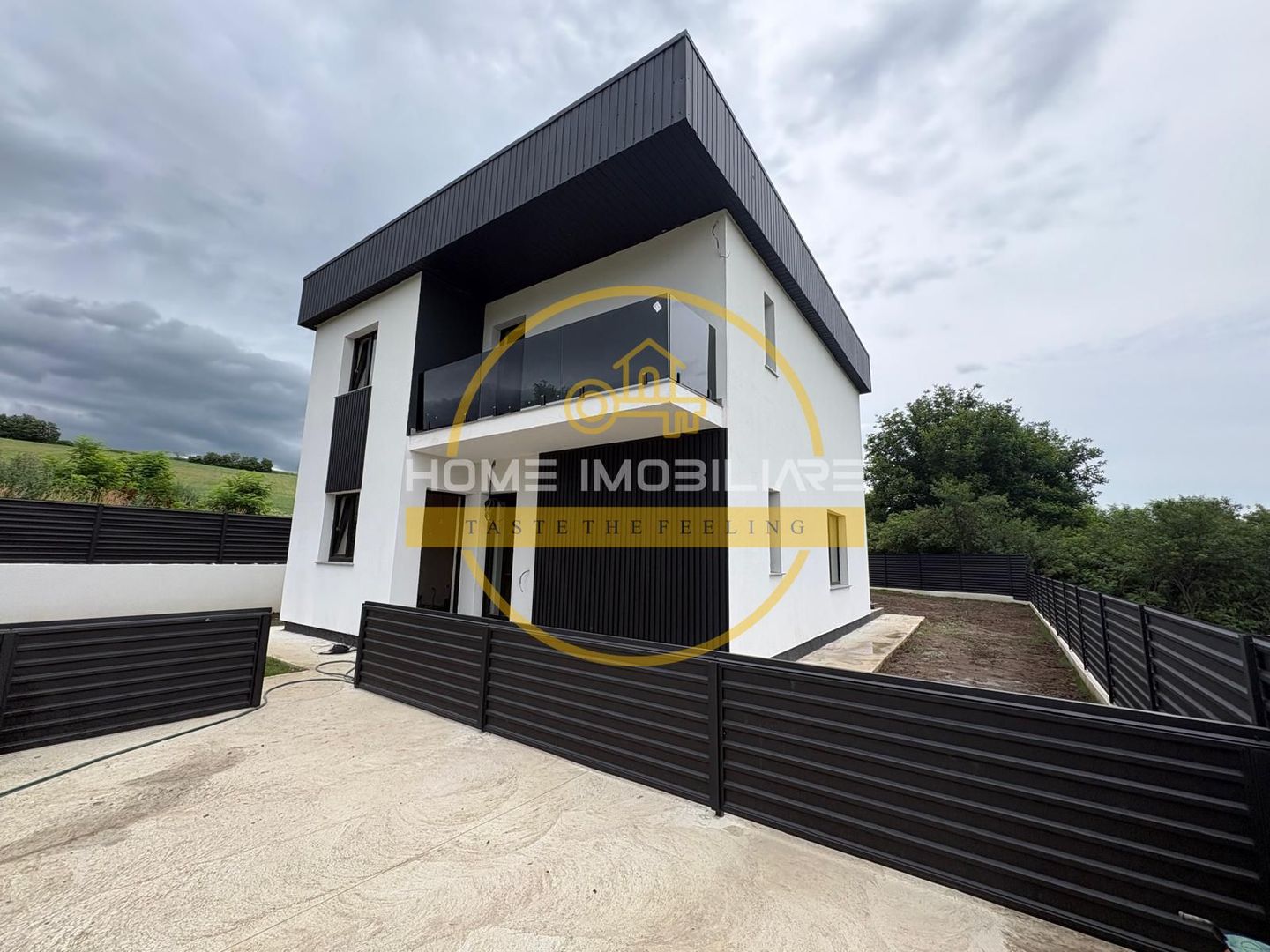 Casa Individuala  de vanzare - 8 km de Stadionul Emil Alexandrescu Copou Iasi - Poză 2