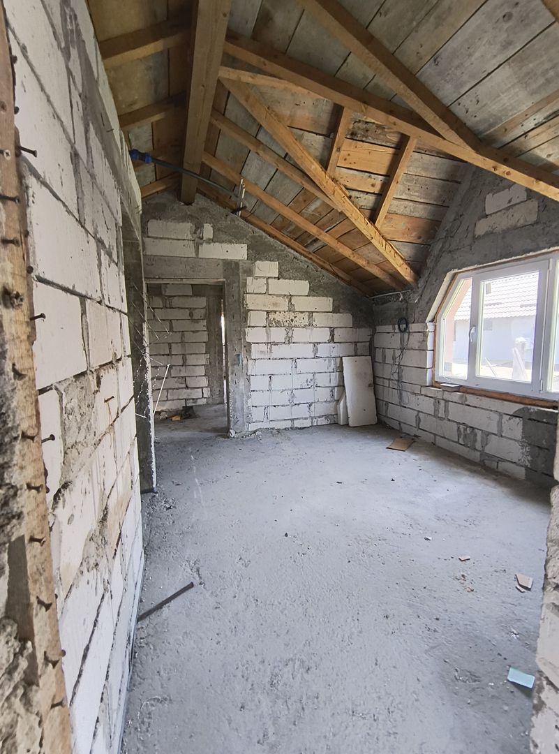 Casa P+M Com Vidra - Poză 20