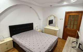APARTAMENT 3 CAMERE, I.C. FRIMU, 500 €/LUNĂ - Poză 4