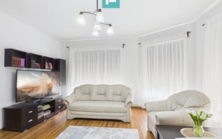 Casă cu 5 camere de vânzare în Curtici – spațiu, - Poză 7