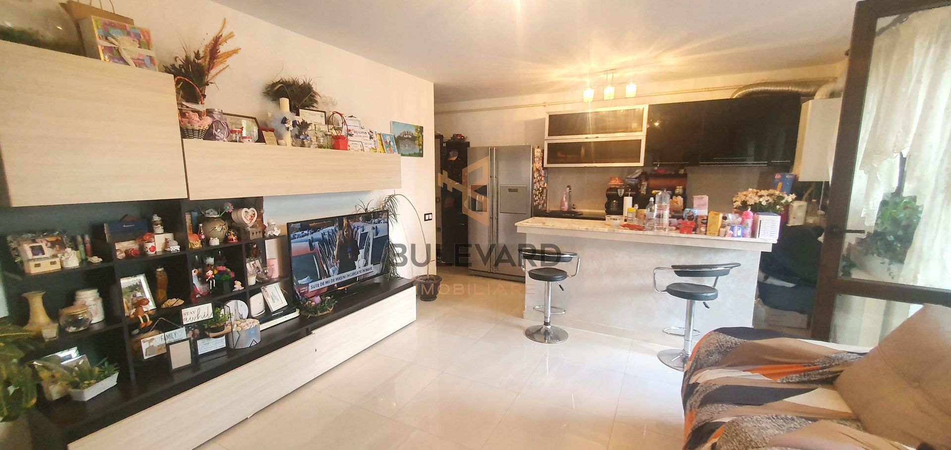 Apartament cu 3 camere+gradina de 60 mp, zona Terra! - Poză 1