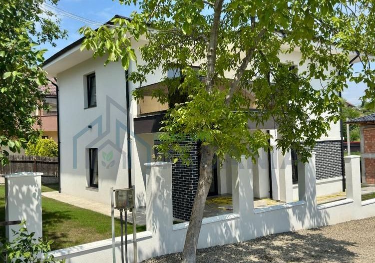 Casă individuală 4 dormitoare, 3 băi, living, bucătărie, 2 terase și balcon – Capăt Cug, la limita cu municipiul Iași - Poză 9
