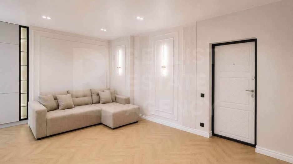 Vânzare, apartament 1 cameră + living 46 mp, str. Ioana Radu Buiucani - Poză 4