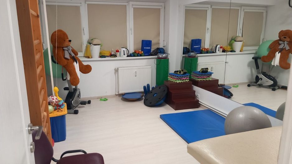 APARTAMENT METROU ZONA IANCULUI - Poză 1