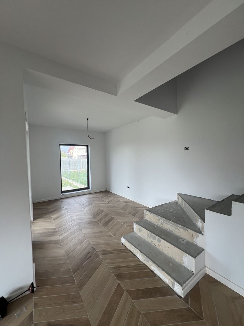 Vila 4 camere Dumbravita - Poză 14