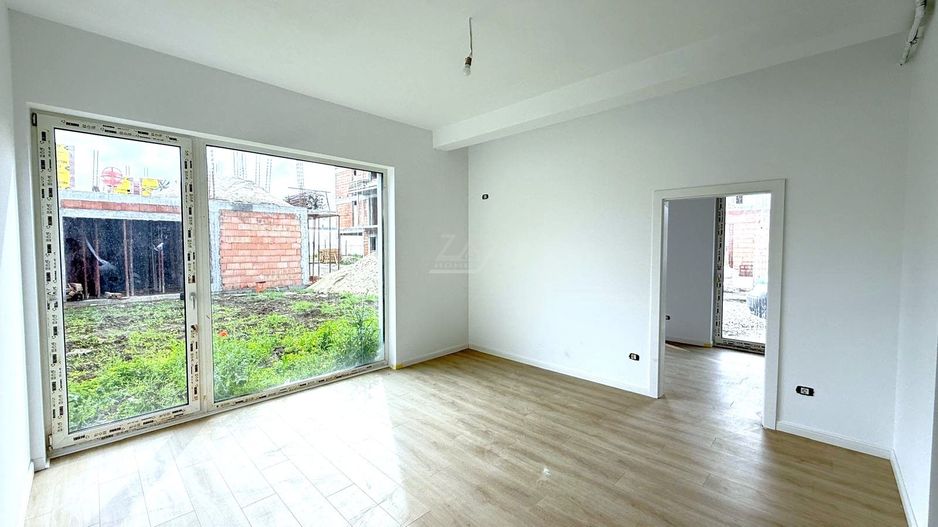 Comision 0! Gradina proprie.  Bucatarie inchisa. Loc de parcare. - Poză 2