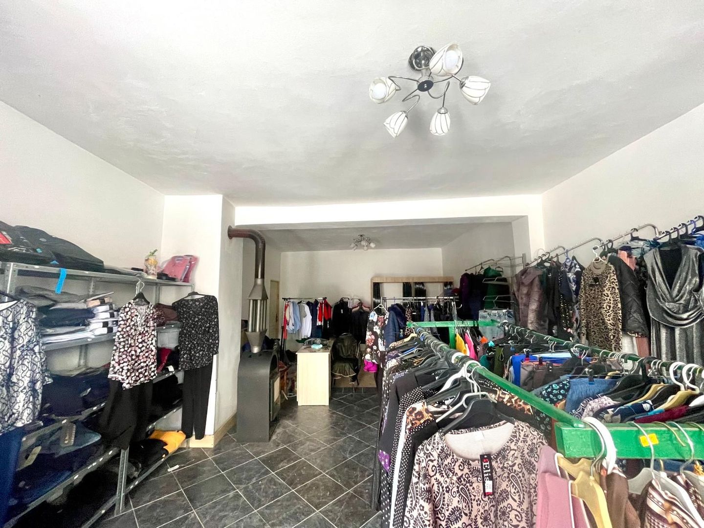 Spațiu comercial de Închiriere/Vânzare | 110 mp | Dornești - Poză 3