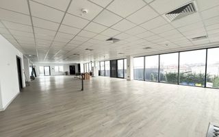 Spațiu de birouri/showroom cu terasa 40mp | Giroc - Poză 1