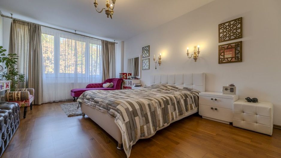 Casa individuala  - vedere spre padure - Parcul Sub Arini - Poză 22