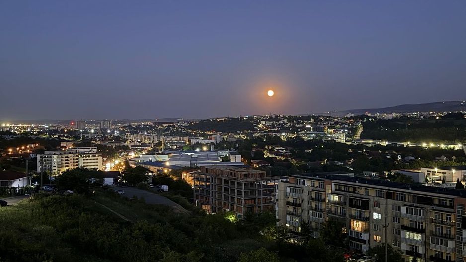 VANZARE APARTAMENT MODERN 3 CAMERE ZONA CALEA BACIULUI - Poză 8