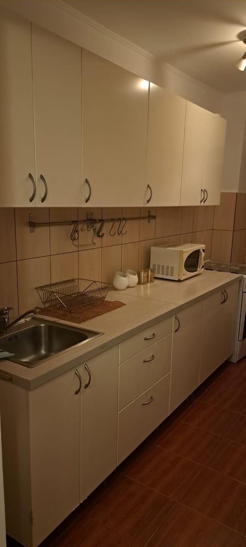 Închiriere garsonieră Teatrul Masca – Bd. Uverturii - Poză 2