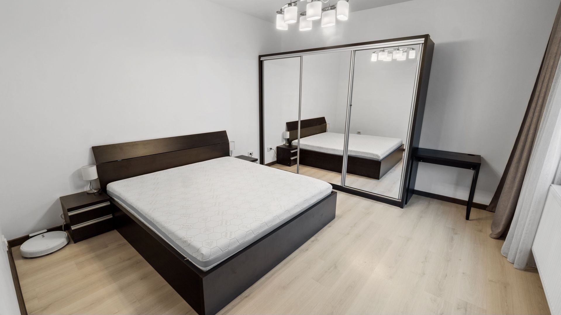 2 Camere la 7 min Metrou Pacii Bloc Nou Centrala Proprie Gorjului 2020 - Poză 1