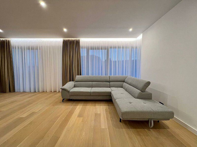 Inchiriere apartament 4 camere  | One Herastrau Towers - Poză 2