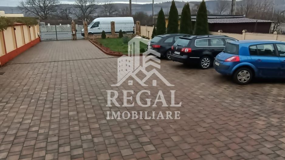 Casă deosebită, finisaje premium, ideală ptr. locuință sau investiție - Poză 13