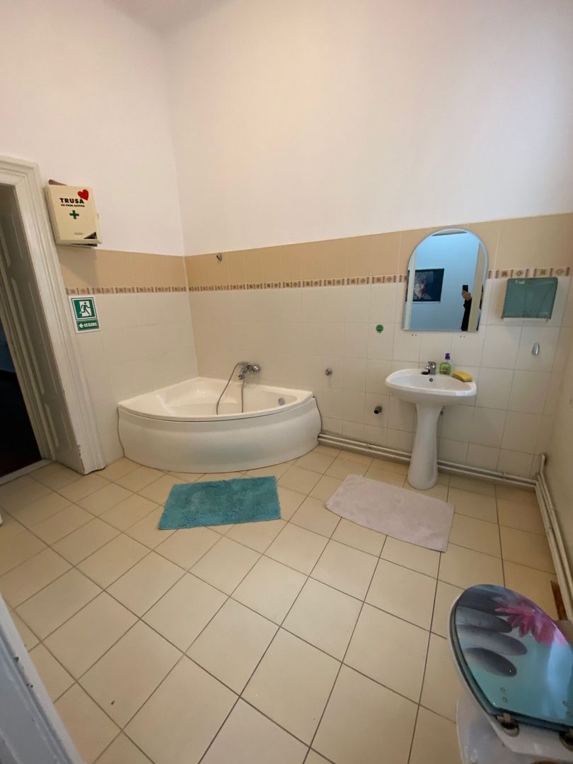 Spatiu de birou zona Unirii - Poză 4