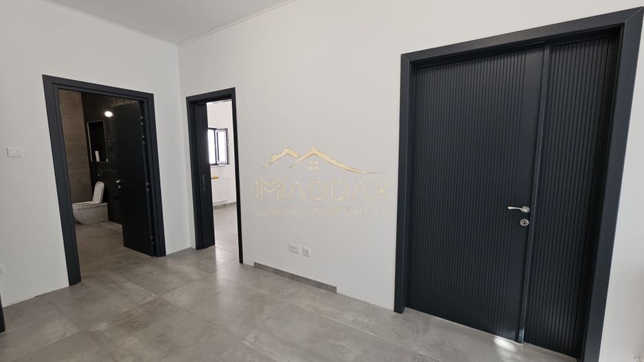 Sediu Birouri 140 mp | Vilă Individuală Singur Curte | Zonă Centrală | Parcare - Poză 7