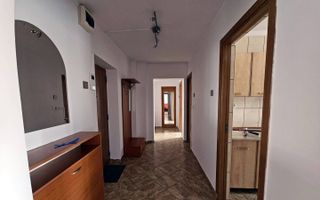 Inchiriez 2 camere Piata Victoriei - decomandat (proprietar) - Poză 5